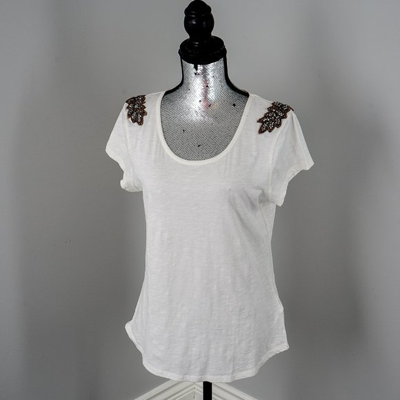 NWT Nevada Jeans embellished shoulder T shirt - M - Picture 1 of 5